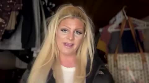 honeybuhnny online show from February 18, 6:45 am