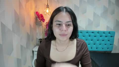 Emily online show from July 28, 3:32 pm