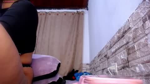 honeypussy3021 online show from March 19, 11:03 am