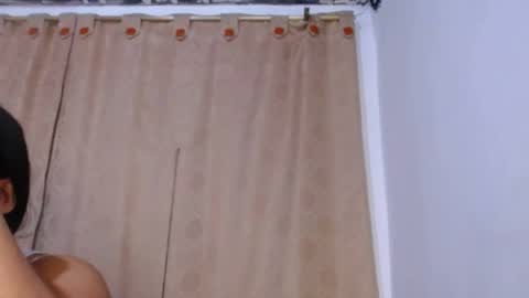 honeypussy3021 online show from June 3, 10:38 am