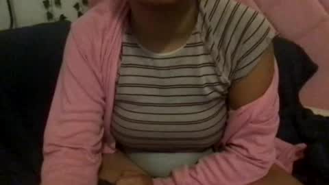 honeyyy89 online show from July 28, 7:04 pm