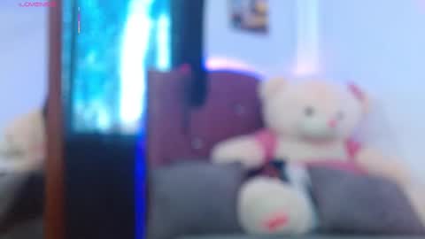 Snapshot of hoolly_jones chatting on September 11, 4:40 pm Hoollly Jones online show from September 11, 4:40 pm