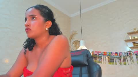 Horny Curls  online show from June 21, 4:38 am