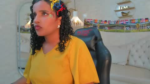 Horny Curls  online show from June 18, 3:41 am