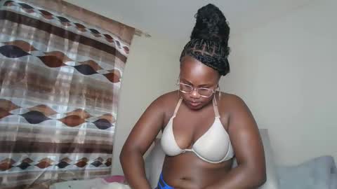 Lucy online show from February 11, 12:28 pm