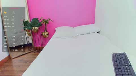 Khloe  online show from January 25, 12:30 pm