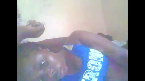 Snapshot of hornygal001 chatting on March 7, 7:41 am hornygal001 online show from March 7, 7:41 am