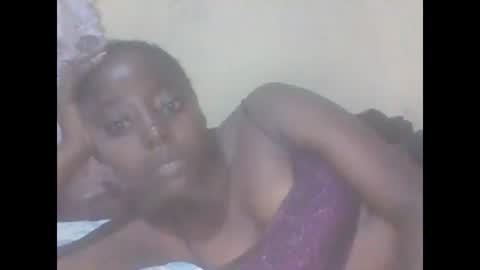 Snapshot of hornygal001 chatting on February 4, 2:39 am hornygal001 online show from February 4, 2:39 am