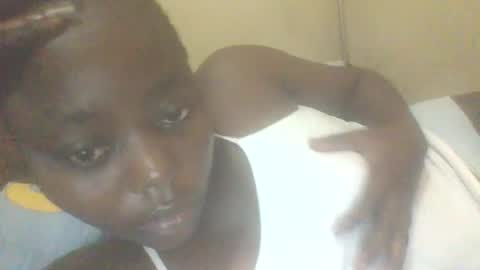 Snapshot of hornygal001 chatting on September 19, 9:08 am hornygal001 online show from September 19, 9:08 am