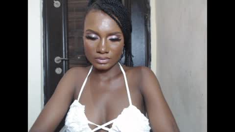 hornyxmamacita online show from June 27, 8:26 pm
