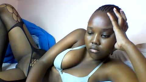 Its Cora online show from June 10, 8:29 pm