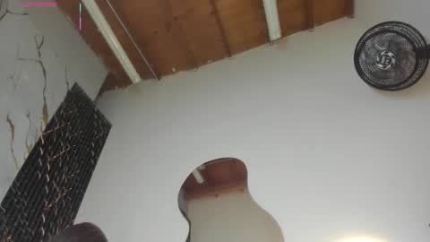 hot__genesis online show from December 22, 1:47 pm