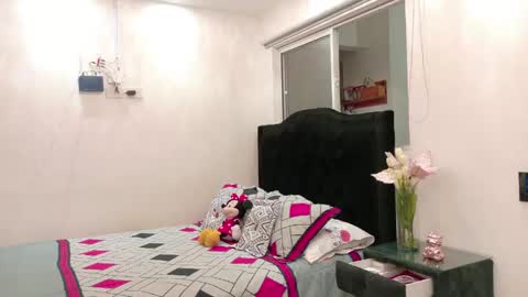 VALENTINA online show from June 6, 12:50 am
