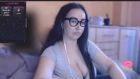 Snapshot of hot_big_ass chatting on September 24, 8:35 am v     online show from September 24, 8:35 am