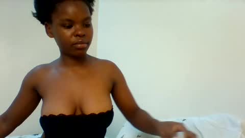 sweet cammy online show from June 18, 1:07 am
