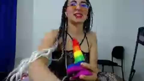 angie online show from June 15, 2:34 am