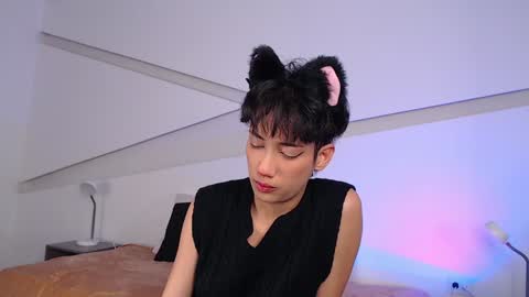 Alana online show from February 8, 8:42 pm