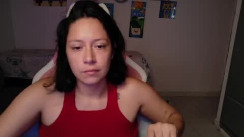Mia online show from June 5, 3:40 pm