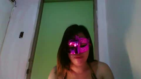 hot_pina2 online show from March 24, 5:40 pm