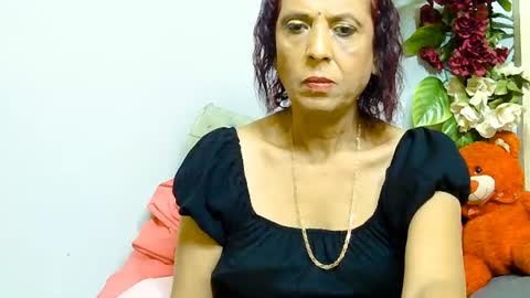 hot queen online show from June 18, 2:22 pm