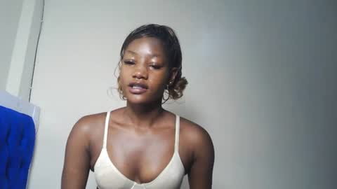 Milly online show from July 21, 12:39 pm