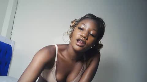 Milly online show from July 19, 1:02 pm