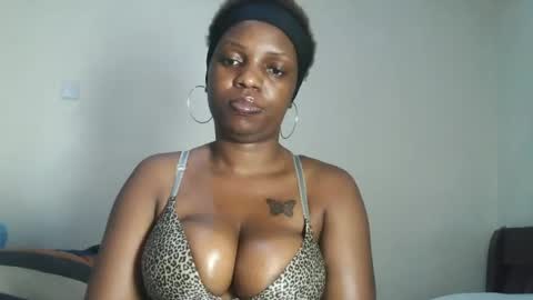 hot_sexxy_baby online show from July 11, 12:27 pm