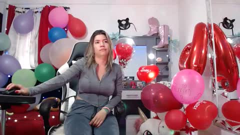 hot sexy bunny online show from February 18, 12:39 pm