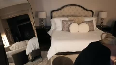 Hot Wife    hotwife sexy new milf highclass brunette bigboobs natural mature online show from July 23, 3:58 am