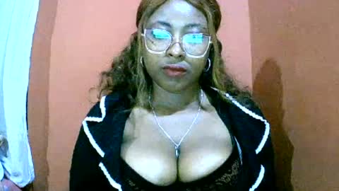 hotarian1 online show from June 13, 7:06 am