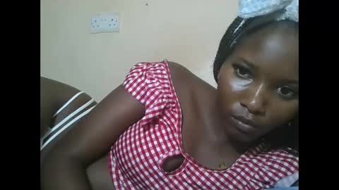 love online show from October 11, 8:00 pm