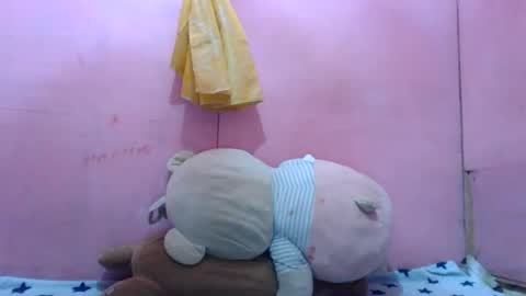 hello im new online show from July 17, 1:04 pm