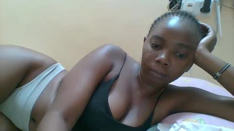 Queen online show from November 24, 5:26 pm