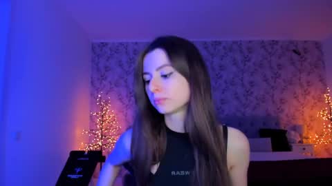 hotmolly_ online show from May 1, 6:44 pm