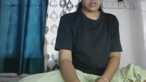 lola online show from September 30, 5:57 am