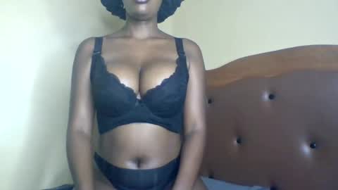 hotpussy online show from July 4, 10:49 pm