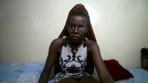 hott_asss online show from May 18, 4:07 am