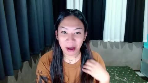 jelaigrande  online show from July 25, 9:38 am