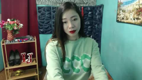 hottasianme online show from January 8, 9:53 am