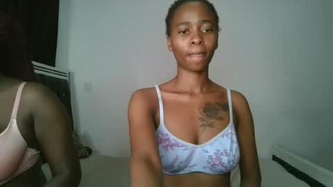 hottie_mistie online show from June 12, 5:43 pm