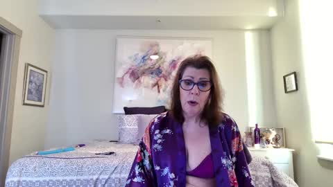 Snapshot of hottxgilf chatting on February 2, 11:32 pm Maggie online show from February 2, 11:32 pm
