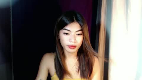 hotty_zeah online show from October 21, 7:23 am
