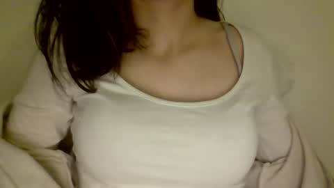 Snapshot of hotwinterxx chatting on December 14, 9:40 am Hotwixx online show from December 14, 9:40 am