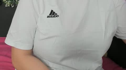 Erin online show from February 6, 5:14 am