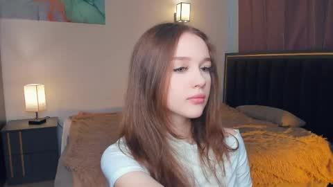 Lily online show from May 22, 7:28 am