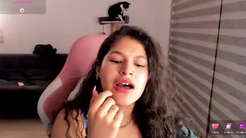 Snapshot of iam_nikki chatting on September 14, 4:54 am On instagram Imm  NikkiHelp me reach 100 likes online show from September 14, 4:54 am