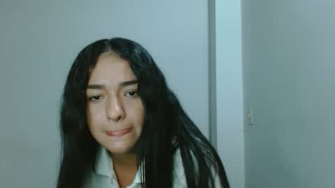 iam_paolax online show from November 29, 11:20 pm