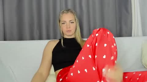 Venus online show from December 25, 8:29 am