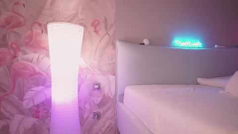 Nina  online show from February 3, 7:51 pm