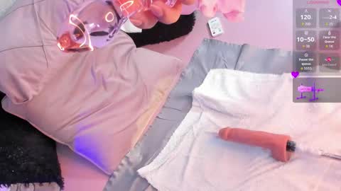 Steph - Online Again  - 4 DECEMBER online show from February 11, 6:26 am